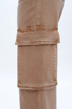 Load image into Gallery viewer, Vintage Khaki Cargo-Style Jeans