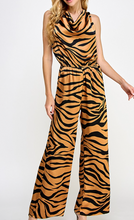 Load image into Gallery viewer, Animal Print Sleeveless Jumper