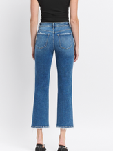 Load image into Gallery viewer, High Rise Straight Leg Jeans