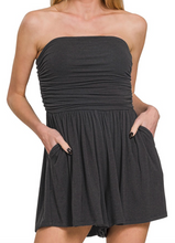 Load image into Gallery viewer, Black Strapless Romper