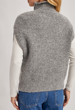 Load image into Gallery viewer, Gray Turtleneck Sleeveless Sweater