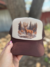 Load image into Gallery viewer, Retro Deer Trucker Hat