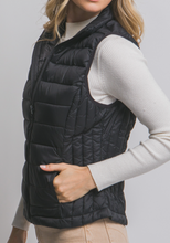 Load image into Gallery viewer, Black Lightweight Puffer Vest