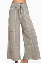 Load image into Gallery viewer, Gray Exposed-Seam Wide Leg Pants