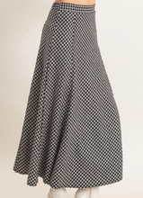 Load image into Gallery viewer, Black & White Classic Plaid Midi Skirt