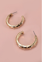 Load image into Gallery viewer, Pearl Gold Hoop Earrings