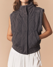 Load image into Gallery viewer, Charcoal Gray Mineral Wash Quilted Terry Vest Jacket