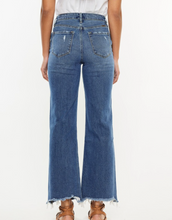 Load image into Gallery viewer, Medium Wash Slim Wide Leg Jeans