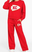 Load image into Gallery viewer, Red Fleece KC Arrowhead Sweatshirt &amp; Sweatpants Set
