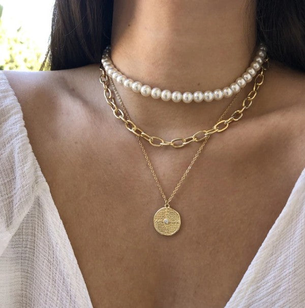 Multi-Layer Peal Necklace w/ 2 Gold Chains Necklace