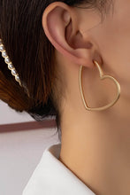 Load image into Gallery viewer, Heart-Shaped Hoop Earrings
