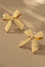 Load image into Gallery viewer, Gold Textured Bow Earrings
