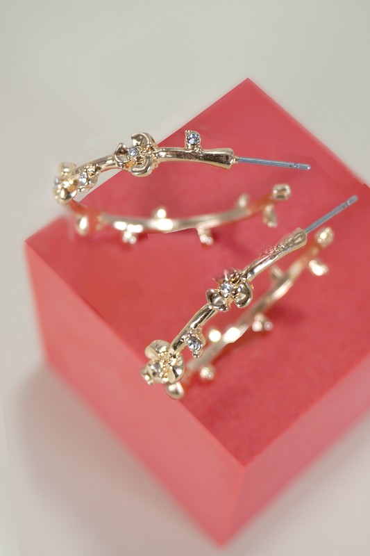 Flower & Leaf Sparkling Hoop Earrings