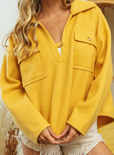 Load image into Gallery viewer, Honey Mustard Pullover w/ Front  Pockets
