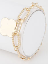 Load image into Gallery viewer, Clover Pendant Bracelet
