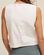 Load image into Gallery viewer, Cream Lined Fitted Vest
