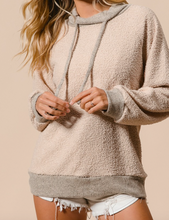 Load image into Gallery viewer, Ivory Soft Knit Pullover
