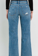 Load image into Gallery viewer, Slim Wide Long Crop Jeans
