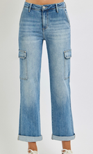 Load image into Gallery viewer, Light Denim High Rise Straight Leg Crop Jeans
