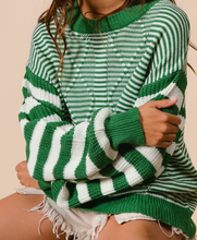 Load image into Gallery viewer, Green &amp; White Cable Knit Sweater
