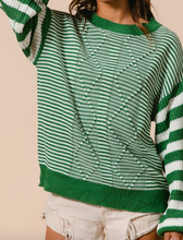 Load image into Gallery viewer, Green &amp; White Cable Knit Sweater
