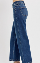 Load image into Gallery viewer, Dark Blue Ankle Released Hem Jeans
