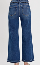 Load image into Gallery viewer, Dark Blue Ankle Released Hem Jeans
