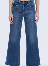Load image into Gallery viewer, High Rise Wide Leg Raw Hem Jeans

