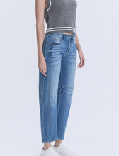 Load image into Gallery viewer, Medium Wash Barrel Jean
