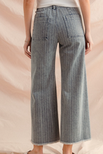 Load image into Gallery viewer, Washed Denim Stripe Frayed Hem Jeans
