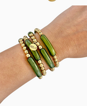 Load image into Gallery viewer, Green Sparkly Tube Bead Bracelet
