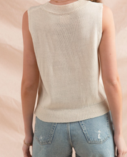 Load image into Gallery viewer, Ivory America Heart Sleeveless Sweater

