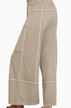 Load image into Gallery viewer, Gray Exposed-Seam Wide Leg Pants
