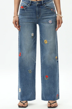Load image into Gallery viewer, Floral Embroidered Wide-Leg Jeans

