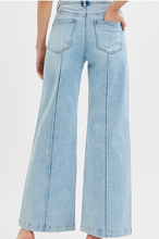 Load image into Gallery viewer, Light Denim Wide-Leg Pintuck Detailed Jeans
