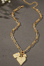 Load image into Gallery viewer, Heart Charm Cluster Chunky Link Chain Necklace
