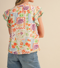 Load image into Gallery viewer, Floral Flutter Sleeve Top
