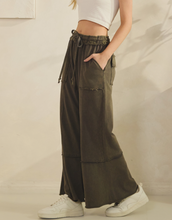 Load image into Gallery viewer, Ash Mineral Wash Terry Knit Pants
