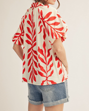 Load image into Gallery viewer, Red Print w/ Bubble Sleeve
