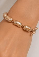 Load image into Gallery viewer, Worn Gold Bean Link Bracelet
