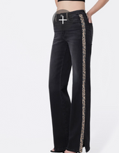 Load image into Gallery viewer, Leopard Stripe High Rise Flare Jeans
