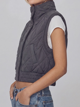 Load image into Gallery viewer, Charcoal Gray Mineral Wash Quilted Terry Vest Jacket
