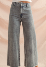 Load image into Gallery viewer, Washed Denim Stripe Frayed Hem Jeans
