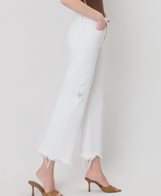 Load image into Gallery viewer, White Crop Wide-Leg Jeans
