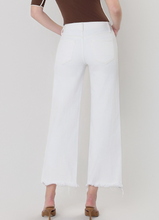 Load image into Gallery viewer, White Crop Wide-Leg Jeans
