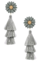 Load image into Gallery viewer, Foral Tassel Earring
