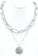 Load image into Gallery viewer, Hammered Metal Layered Necklace
