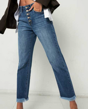 Load image into Gallery viewer, High Rise Straight leg w/ Frayed Hem
